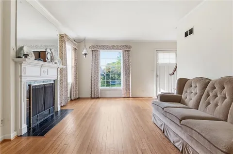 $275,000 | 500 East 66th Terrace, Kansas City, MO 64131