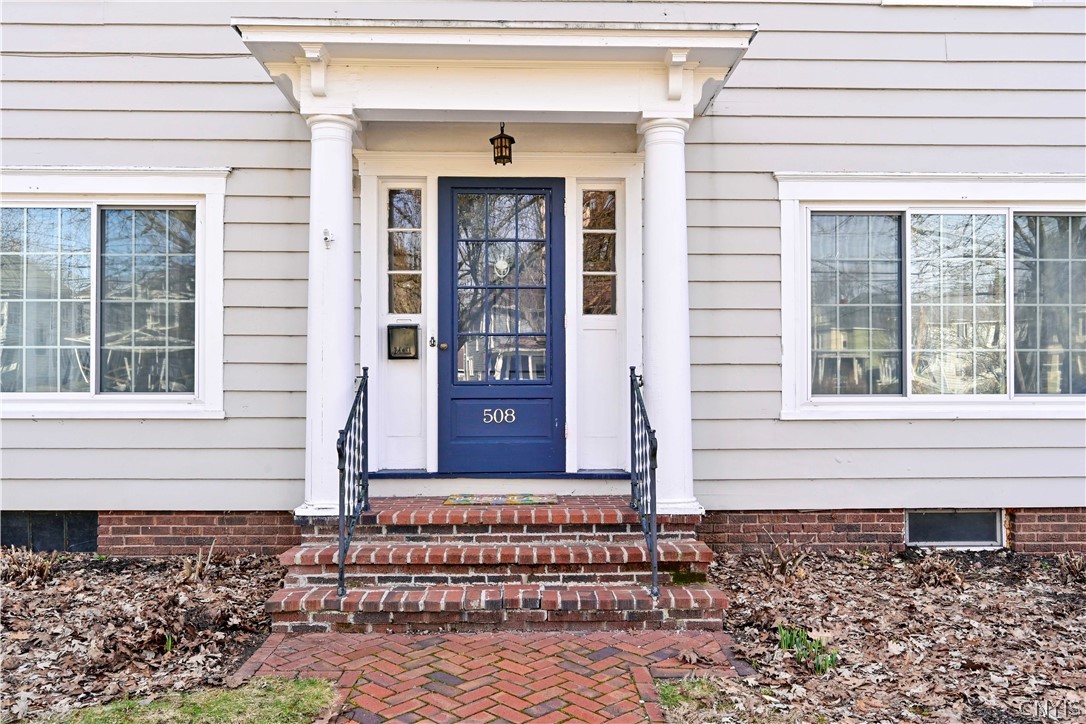 508 Broad Street Oneida, NY 13421 - Photo 3 of 49