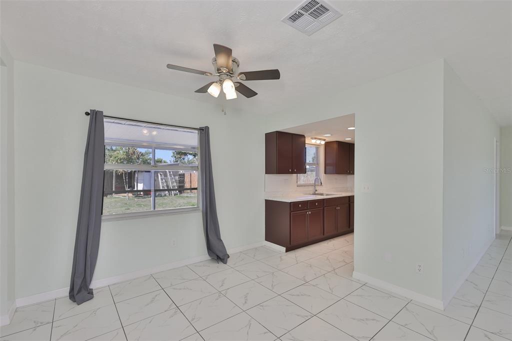 460 Flamingo Drive Apollo Beach, FL 33572 - Photo 11 of 37