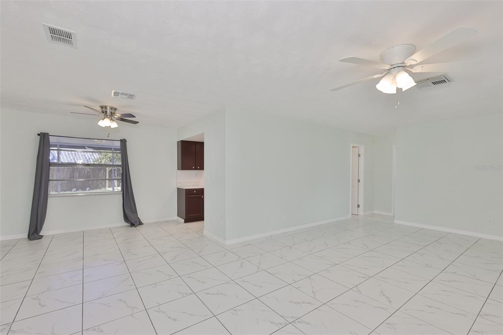 460 Flamingo Drive Apollo Beach, FL 33572 - Photo 12 of 37