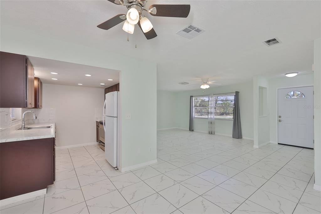 460 Flamingo Drive Apollo Beach, FL 33572 - Photo 13 of 37