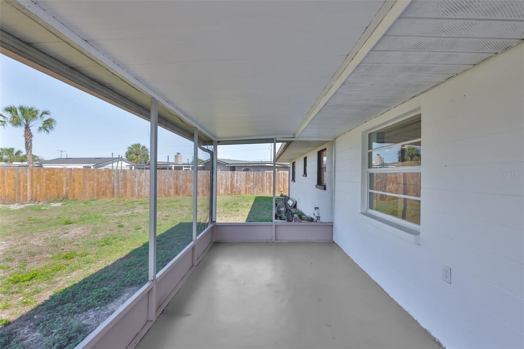 460 Flamingo Drive Apollo Beach, FL 33572 - Photo 27 of 37