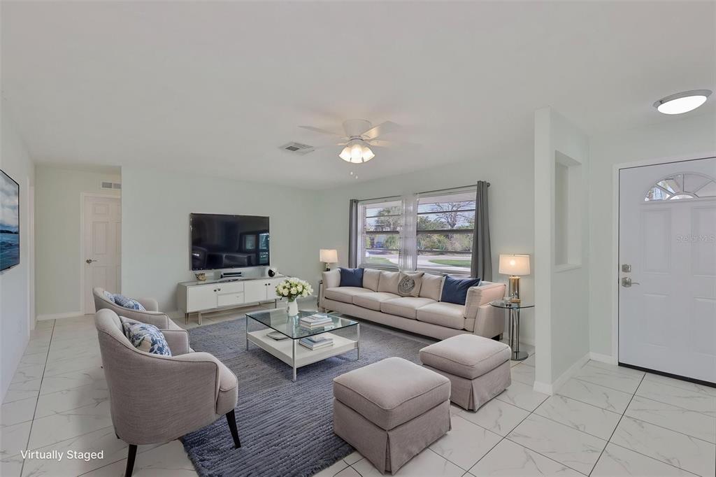 460 Flamingo Drive Apollo Beach, FL 33572 - Photo 3 of 37