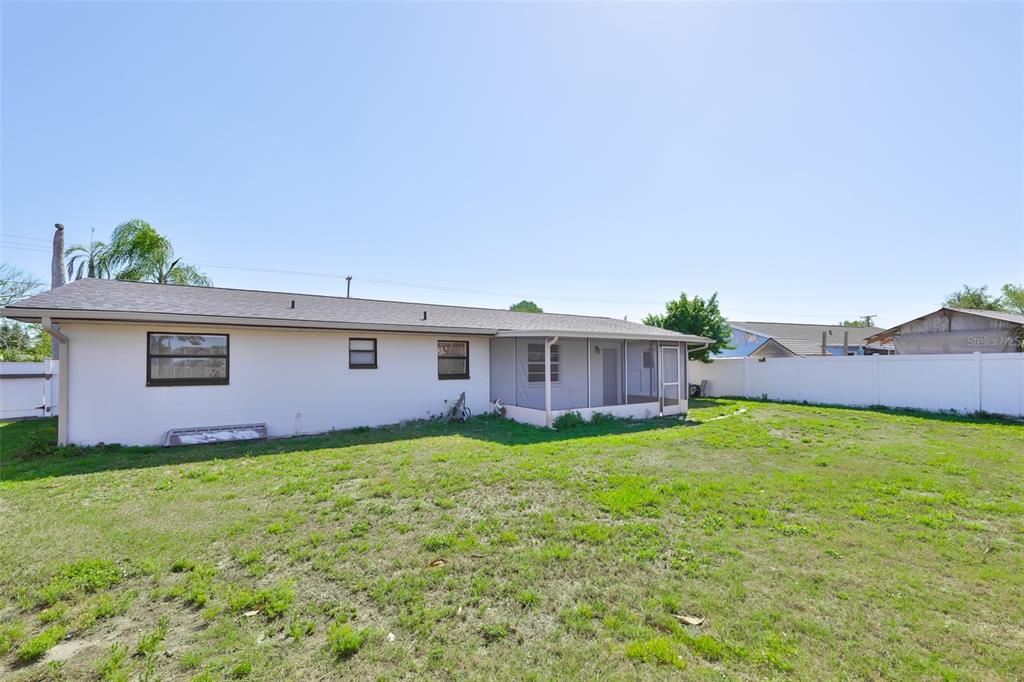 460 Flamingo Drive Apollo Beach, FL 33572 - Photo 31 of 37