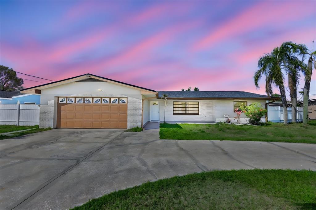 460 Flamingo Drive Apollo Beach, FL 33572 - Photo 4 of 37