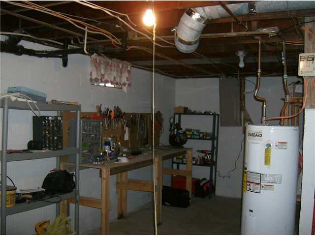 1989 Lake Road Northeast Lancaster, OH 43130 - Photo 17 of 17 Gallery Image 17