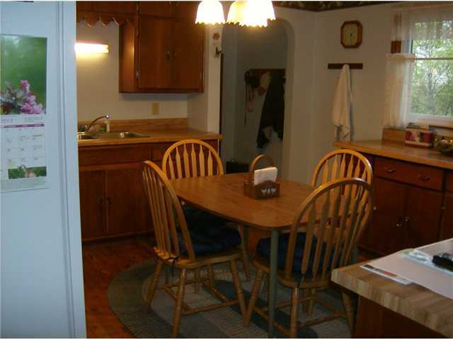 1989 Lake Road Northeast Lancaster, OH 43130 - Photo 2 of 17 Gallery Image 2