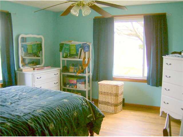 1989 Lake Road Northeast Lancaster, OH 43130 - Photo 6 of 17 Gallery Image 6
