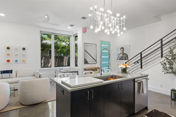 $875,000 | 2118 Brackenridge Street, Unit 5, Austin, TX 78704