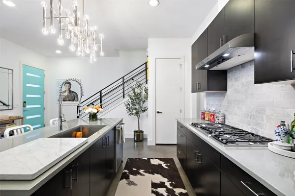 $875,000 | 2118 Brackenridge Street, Unit 5, Austin, TX 78704