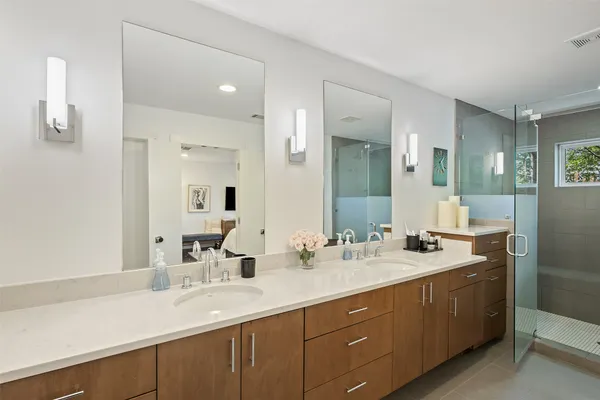 $875,000 | 2118 Brackenridge Street, Unit 5, Austin, TX 78704