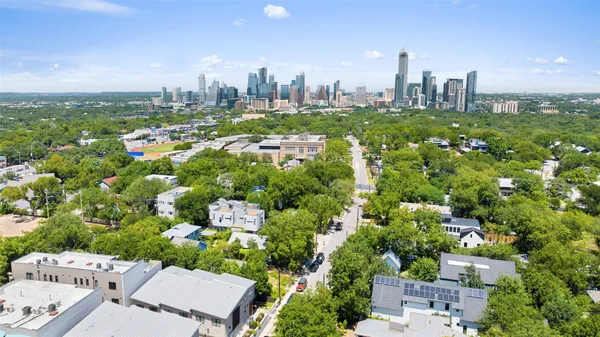 $875,000 | 2118 Brackenridge Street, Unit 5, Austin, TX 78704