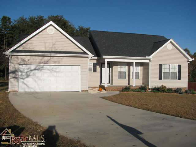236 Brook Way Liberty, SC 29657 - Photo 2 of 19 Gallery Image 2