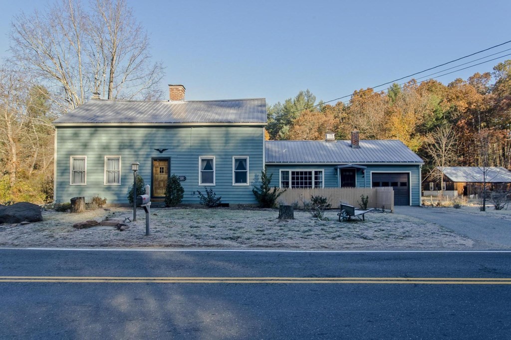 295 Southampton Road Holyoke, MA 01040 - Photo 1 of 30 Gallery Image 1