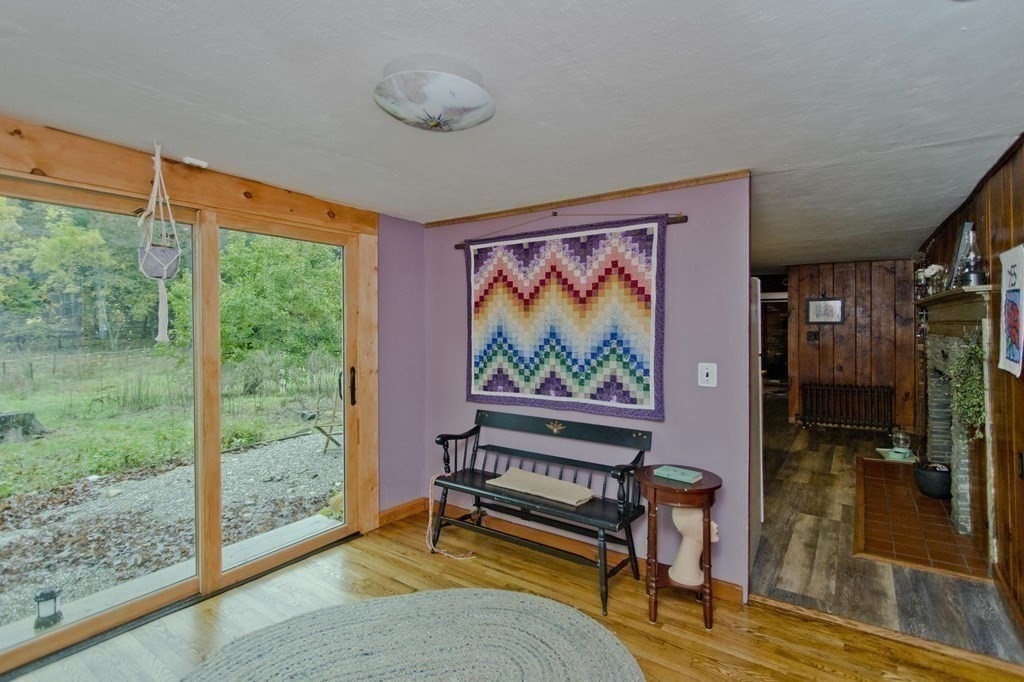 295 Southampton Road Holyoke, MA 01040 - Photo 13 of 30 Gallery Image 13