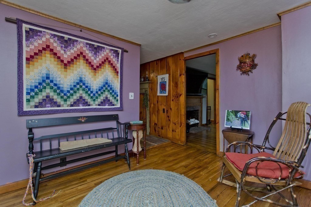 295 Southampton Road Holyoke, MA 01040 - Photo 14 of 30 Gallery Image 14