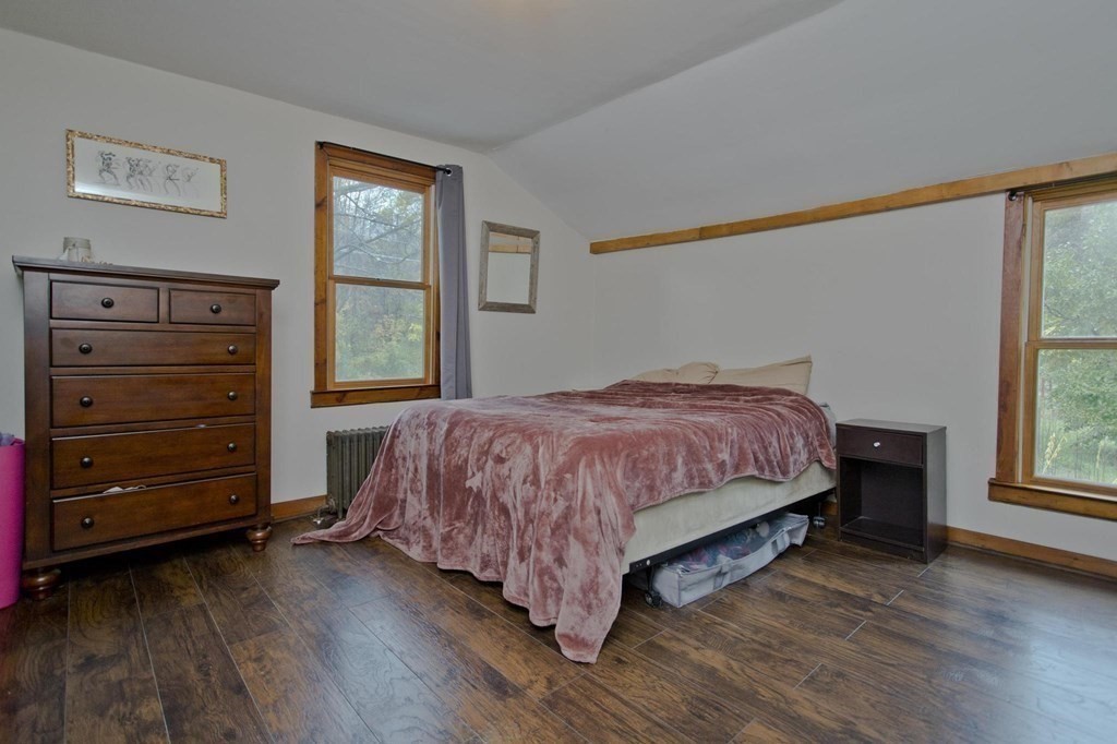 295 Southampton Road Holyoke, MA 01040 - Photo 24 of 30 Gallery Image 24