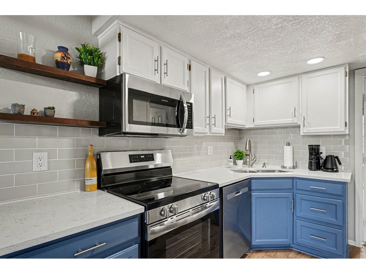 1885 South Quebec Way, Unit B24 Denver, CO 80231 - Photo 3 of 22