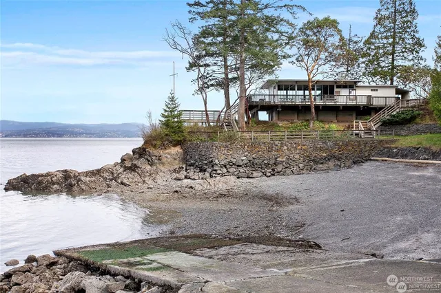 a view of a lake with a mountain