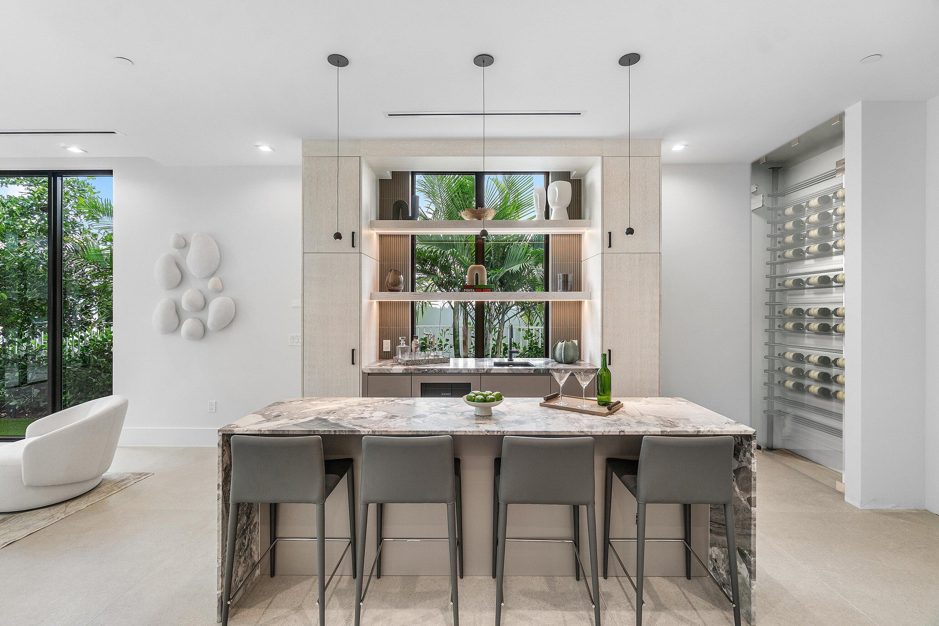 810 Palm Trail Delray Beach, FL 33483 - Photo 22 of 84 007-810PalmTrail-DelrayBeach-FL-33483-SM