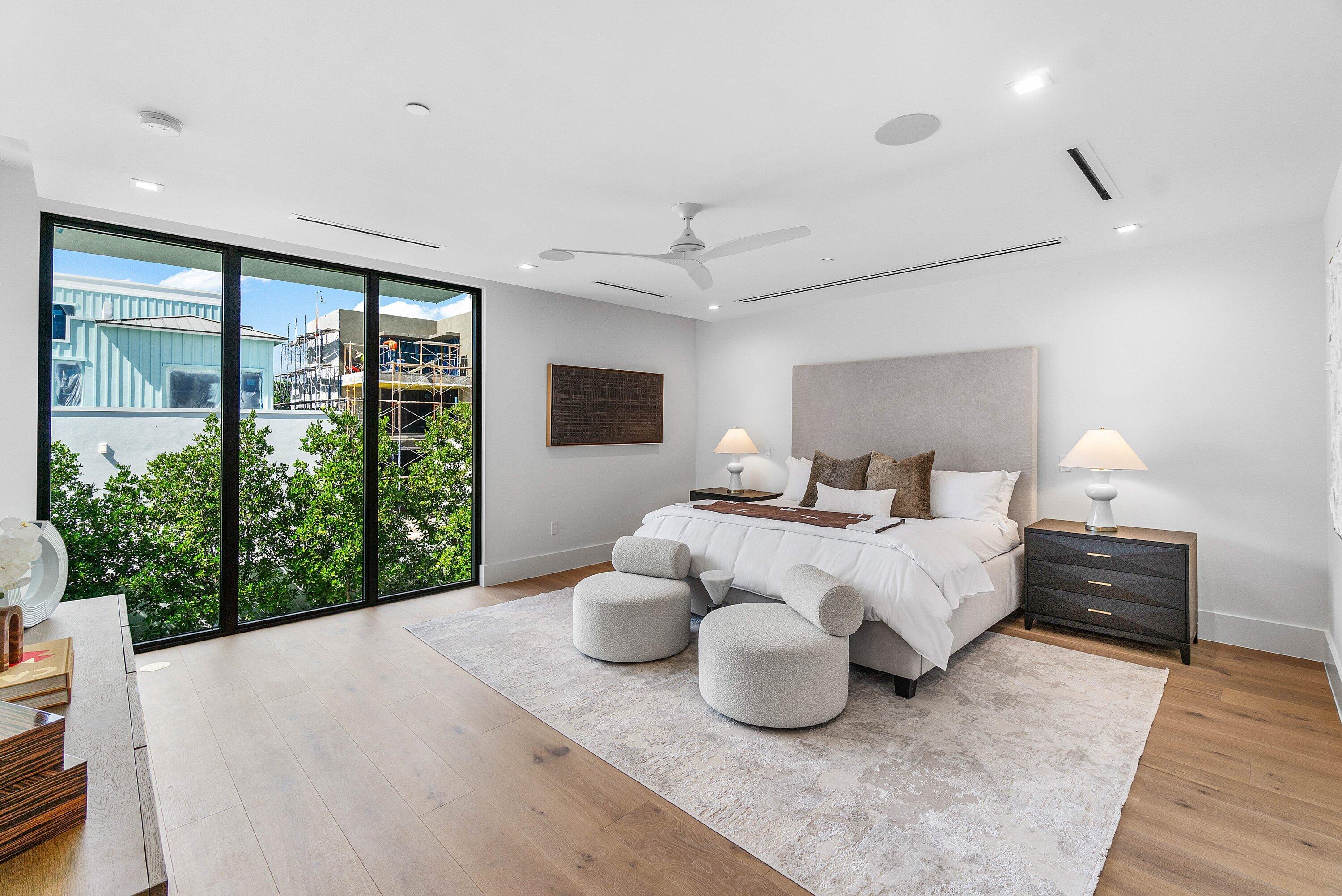 810 Palm Trail Delray Beach, FL 33483 - Photo 37 of 84 052-810PalmTrail-DelrayBeach-FL-33483-SM