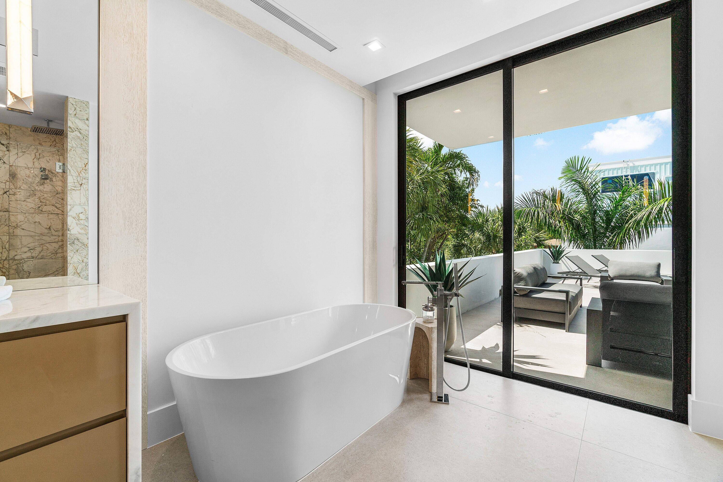 810 Palm Trail Delray Beach, FL 33483 - Photo 45 of 84 056-810PalmTrail-DelrayBeach-FL-33483-SM