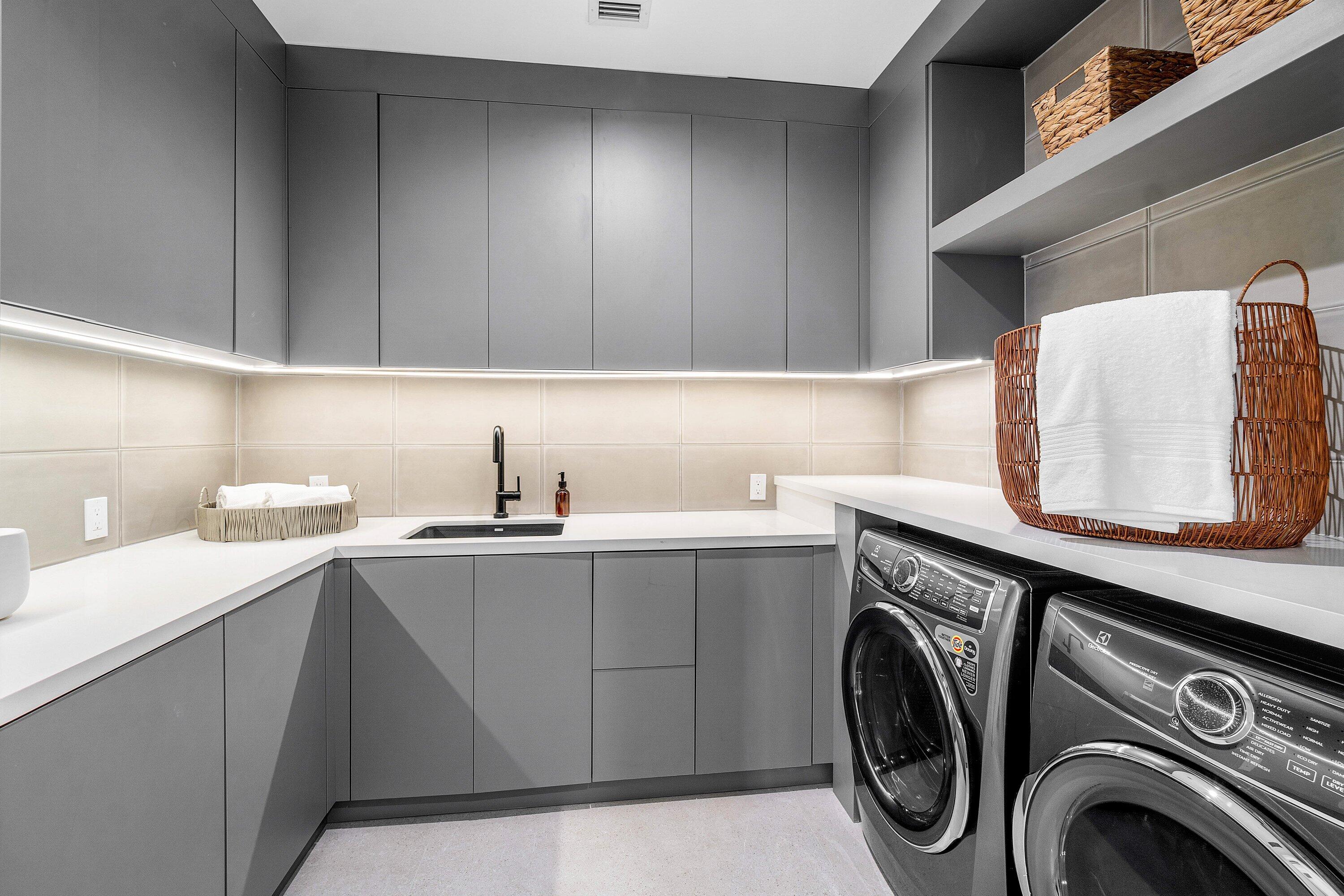 810 Palm Trail Delray Beach, FL 33483 - Photo 52 of 84 050-810PalmTrail-DelrayBeach-FL-33483-SM