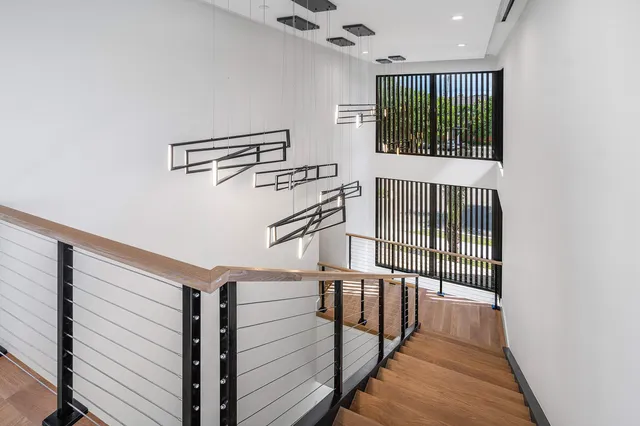 $5,850,000 | 810 Palm Trail, Delray Beach, FL 33483