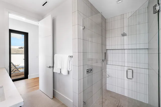 $5,850,000 | 810 Palm Trail, Delray Beach, FL 33483