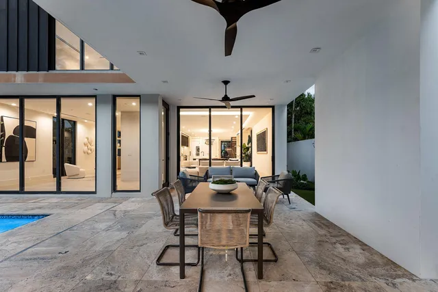 $5,850,000 | 810 Palm Trail, Delray Beach, FL 33483