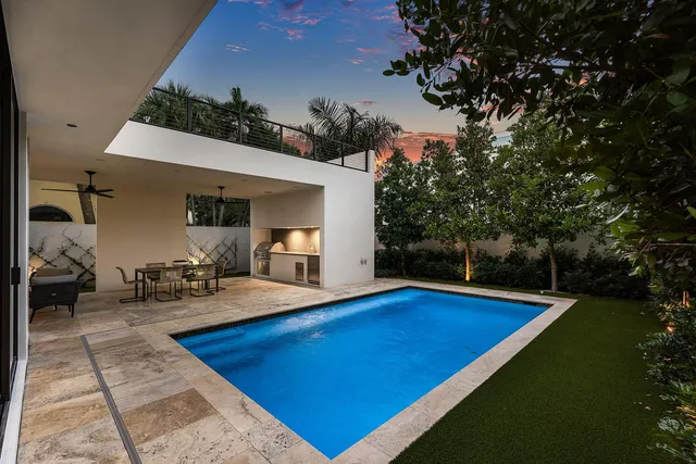 $5,850,000 | 810 Palm Trail, Delray Beach, FL 33483