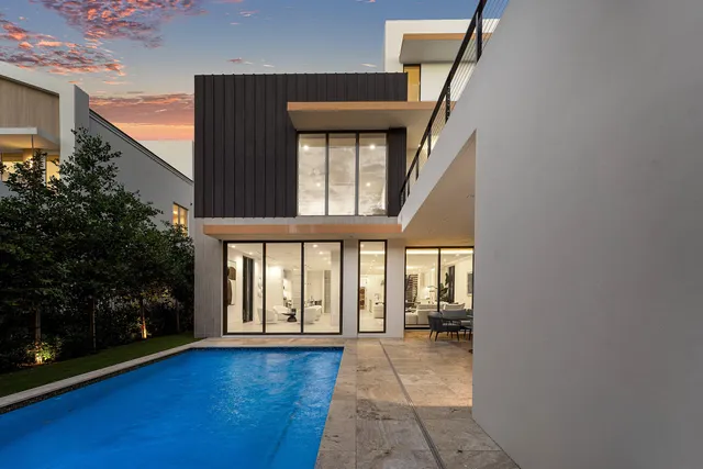 $5,850,000 | 810 Palm Trail, Delray Beach, FL 33483