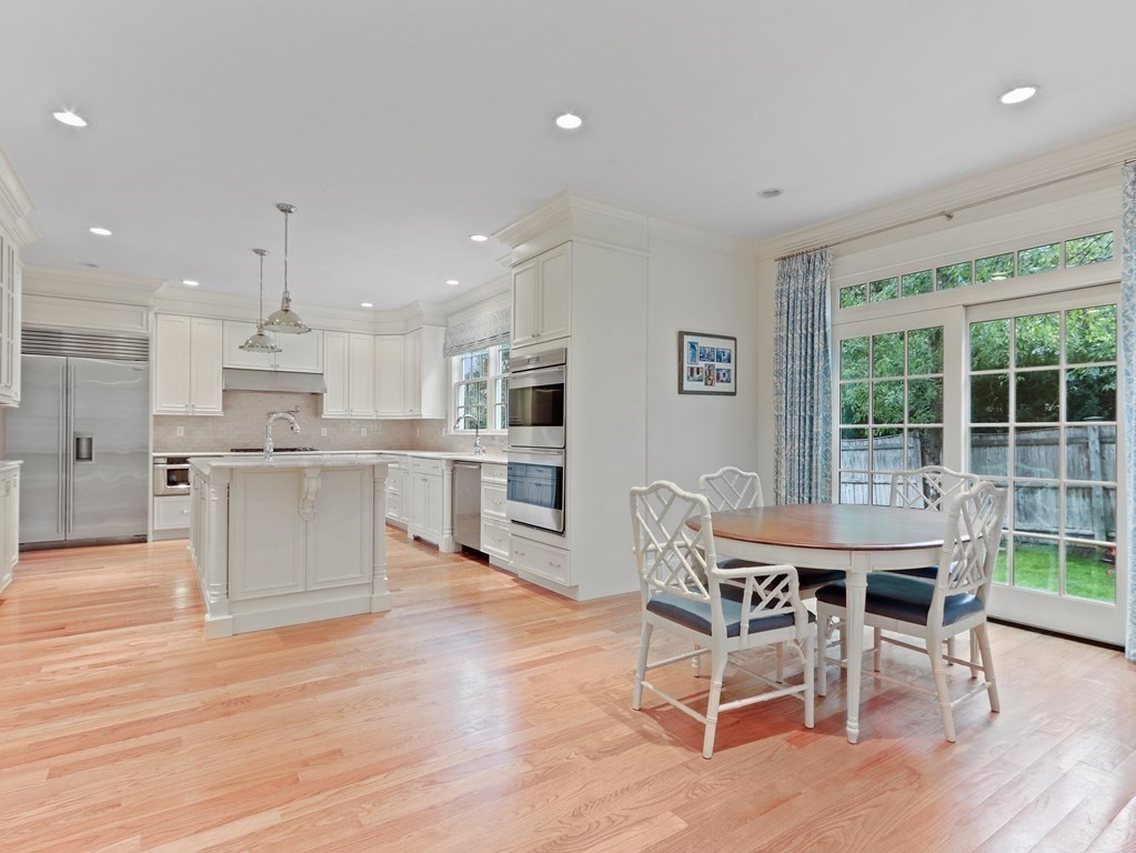 96 Glendale Road Needham, MA 02492 - Photo 11 of 37