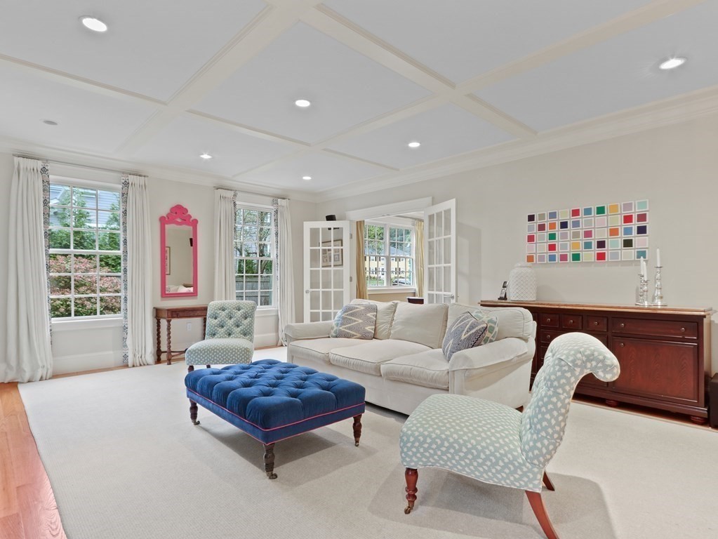 96 Glendale Road Needham, MA 02492 - Photo 13 of 37