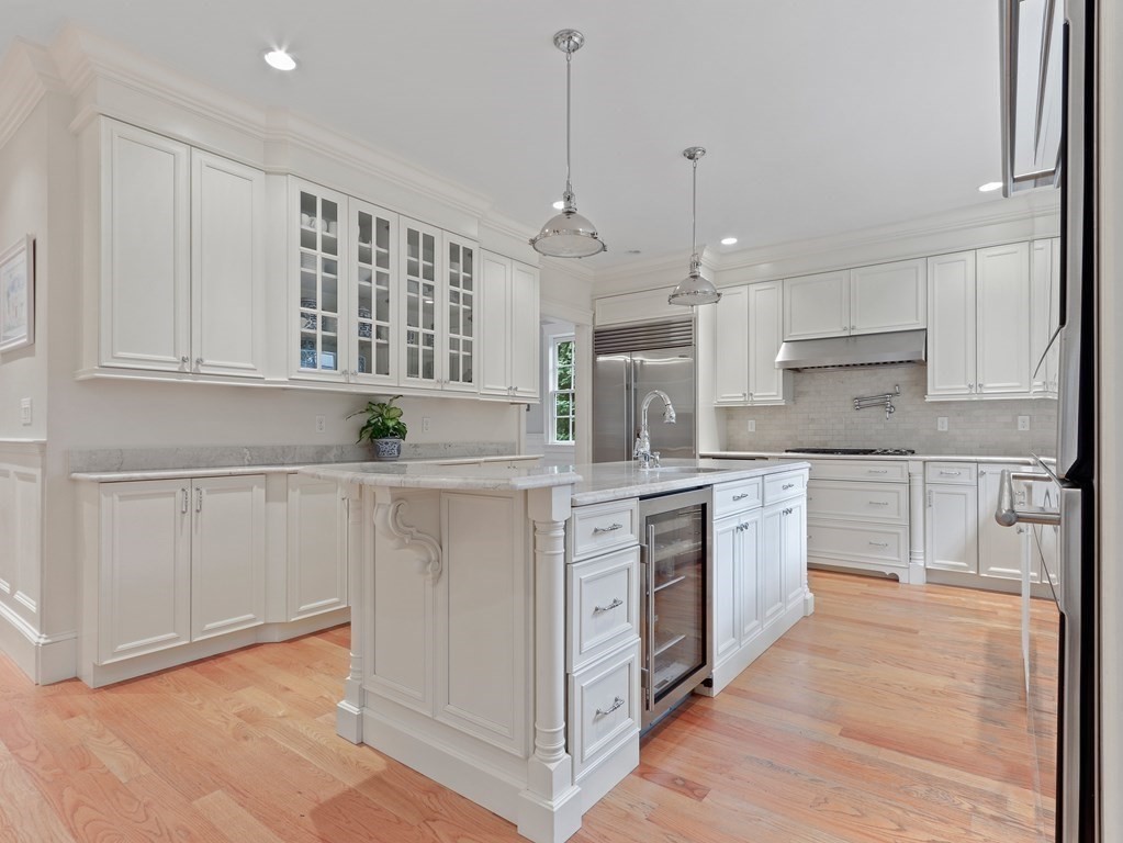 96 Glendale Road Needham, MA 02492 - Photo 2 of 37