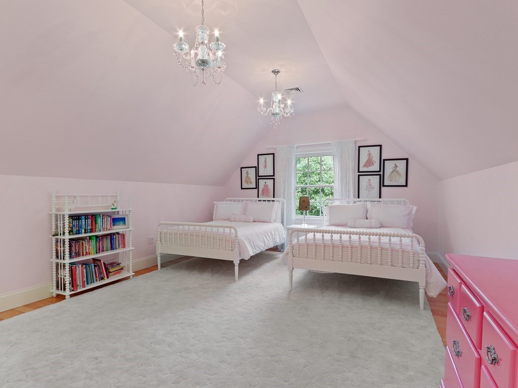 96 Glendale Road Needham, MA 02492 - Photo 22 of 37