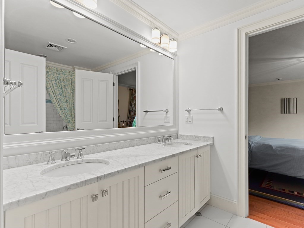 96 Glendale Road Needham, MA 02492 - Photo 23 of 37