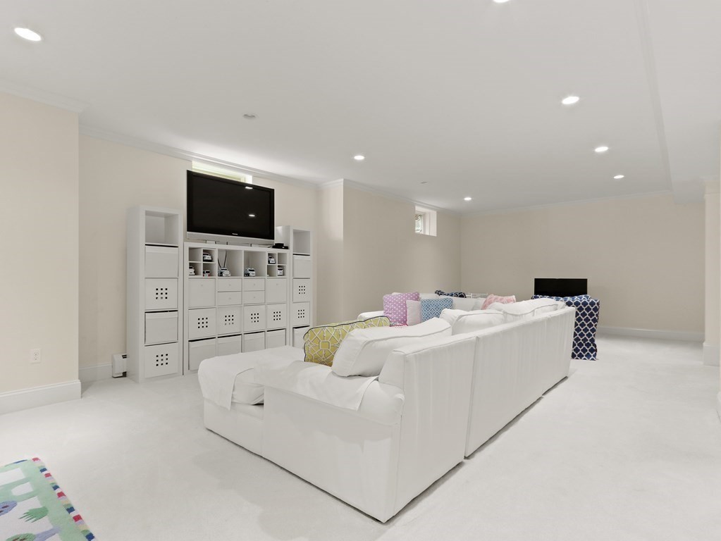 96 Glendale Road Needham, MA 02492 - Photo 30 of 37