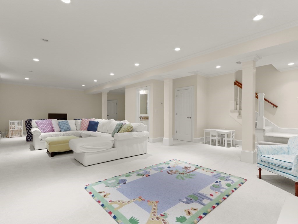 96 Glendale Road Needham, MA 02492 - Photo 31 of 37
