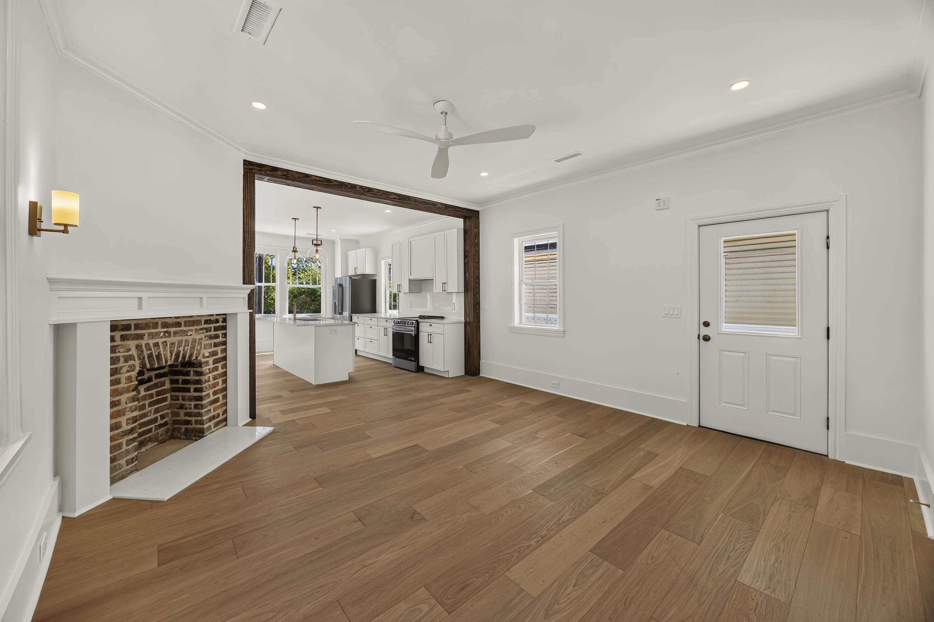 563 Rutledge Avenue, Unit A & B Charleston, SC 29403 - Photo 31 of 54 Unit B - Living