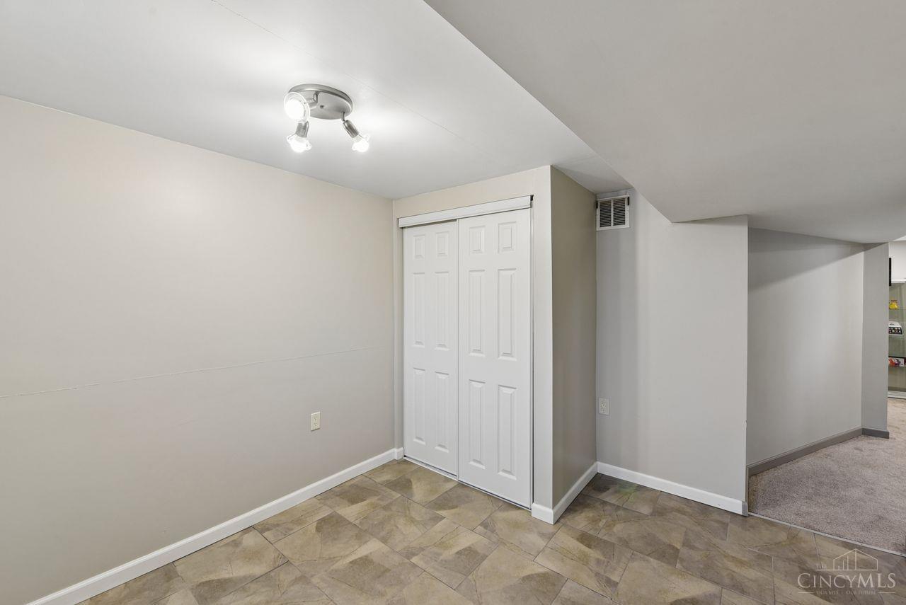2741 Jessup Road Cincinnati, OH 45239 - Photo 47 of 63 Gallery Image 47