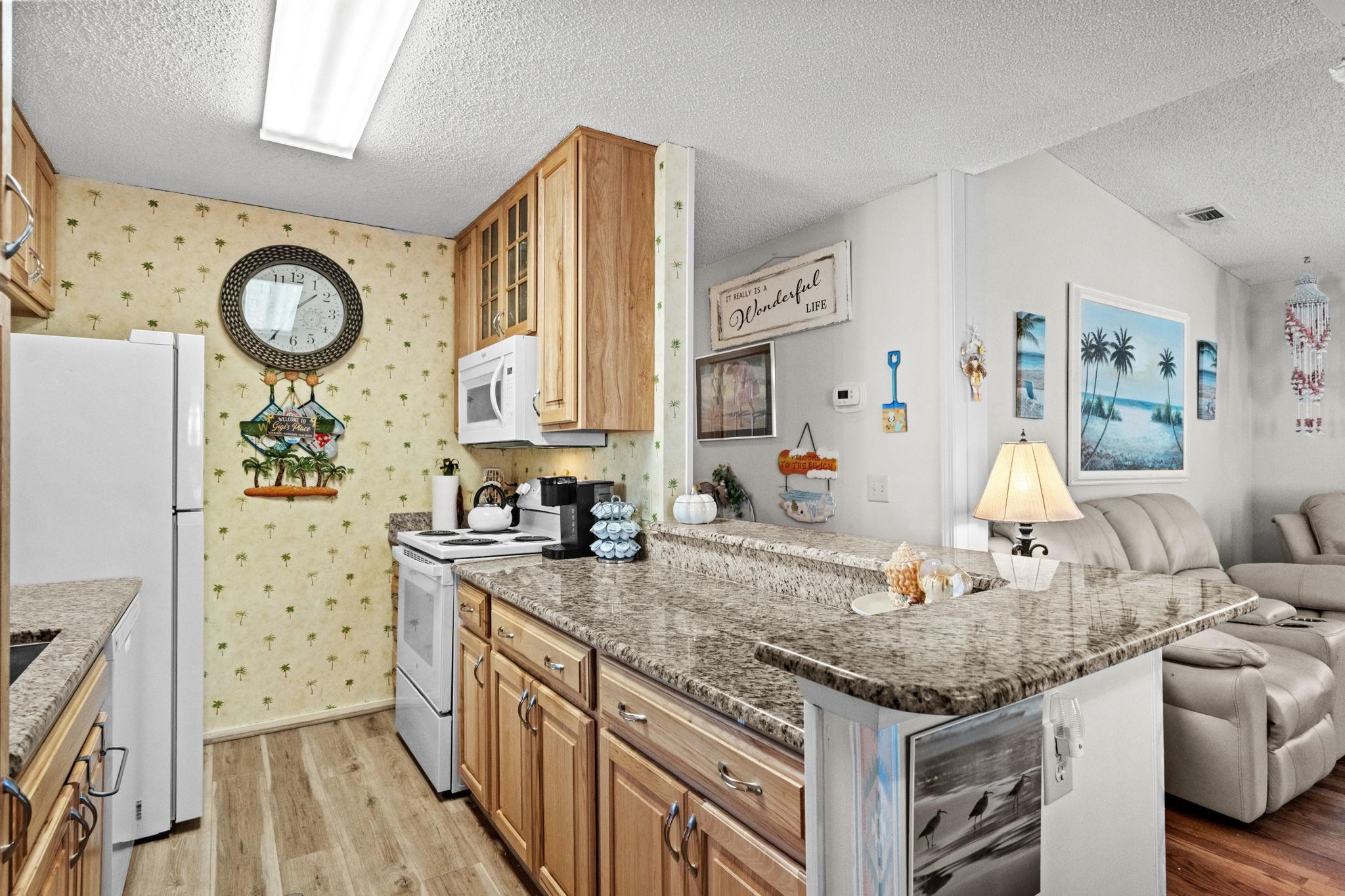 806 Marlin Court Murrells Inlet, SC 29576 - Photo 9 of 38