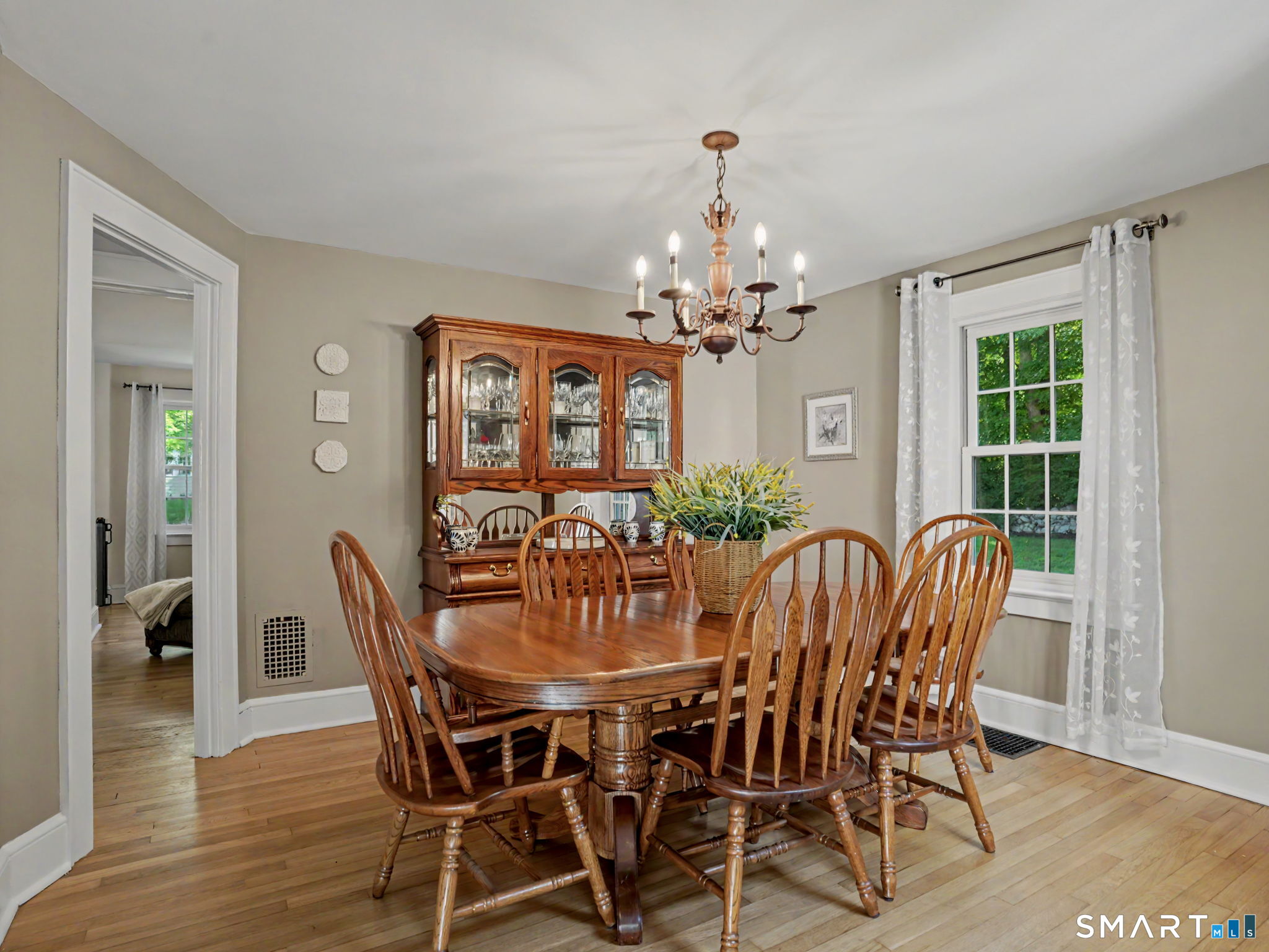 18 Deerfield Road Wilton, CT 06897 - Photo 12 of 40