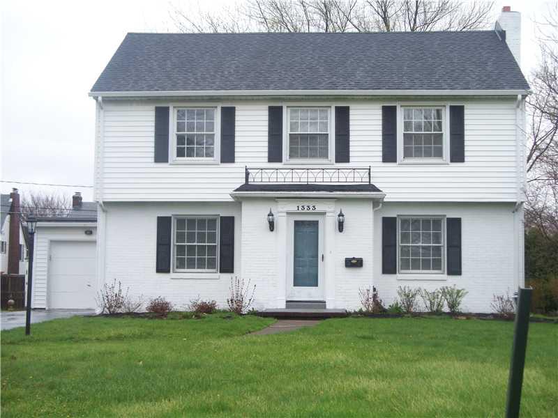 1333 Highland Road Sharon, PA 16146 - Photo 1 of 15 Exterior Front.