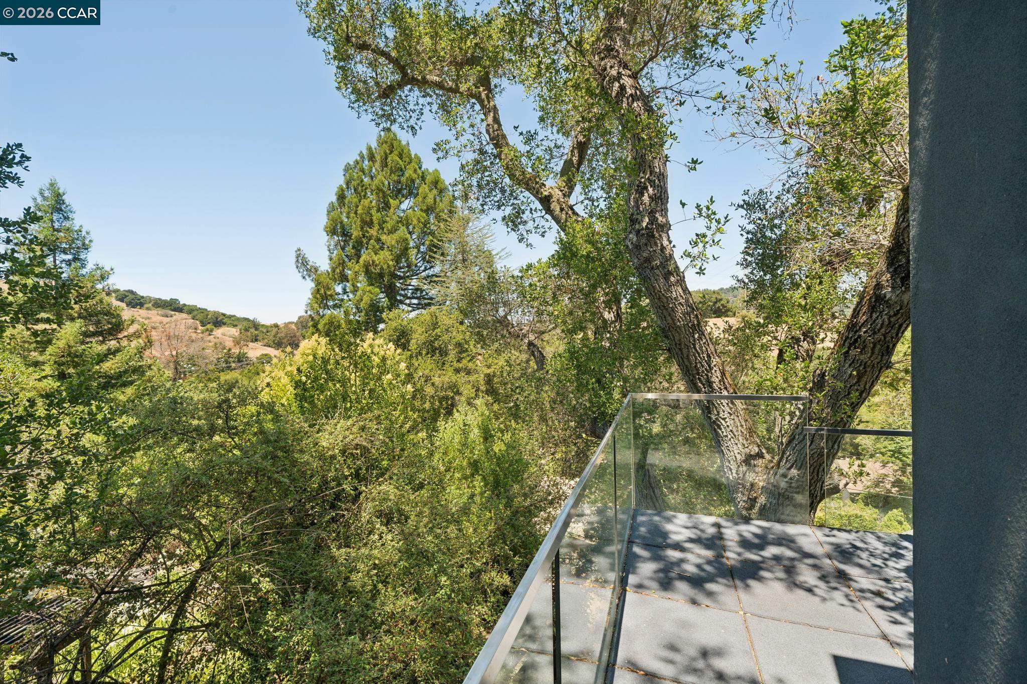 34 Underhill Road Orinda, CA 94563 - Photo 31 of 39