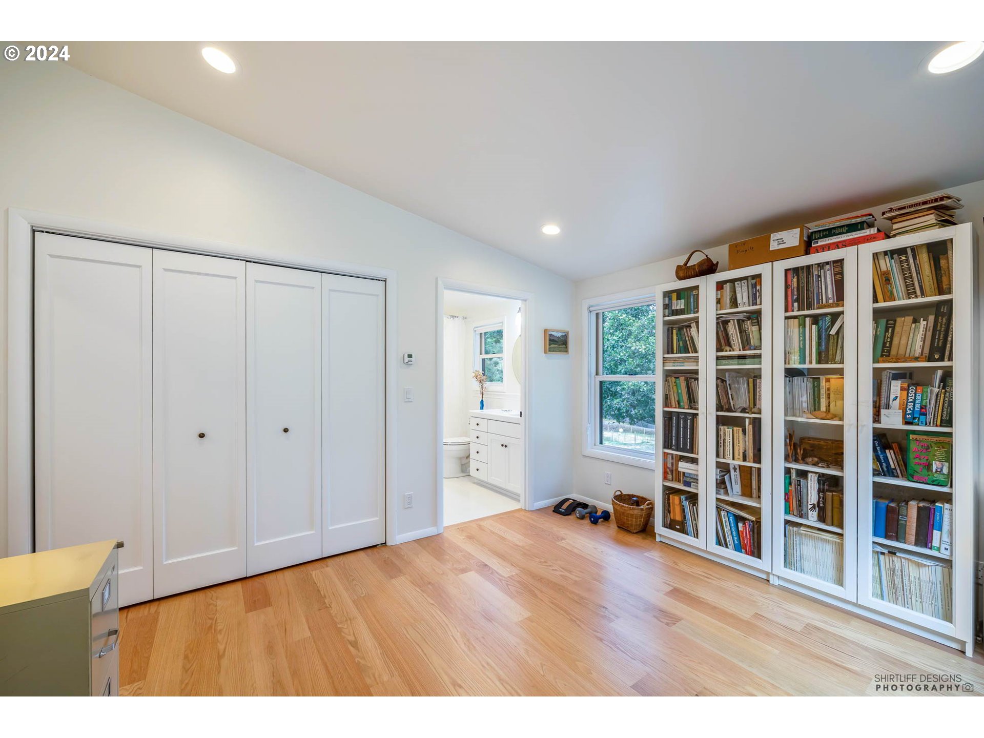 5171 Fox Hollow Road Eugene, OR 97405 - Photo 15 of 21 Gallery Image 15