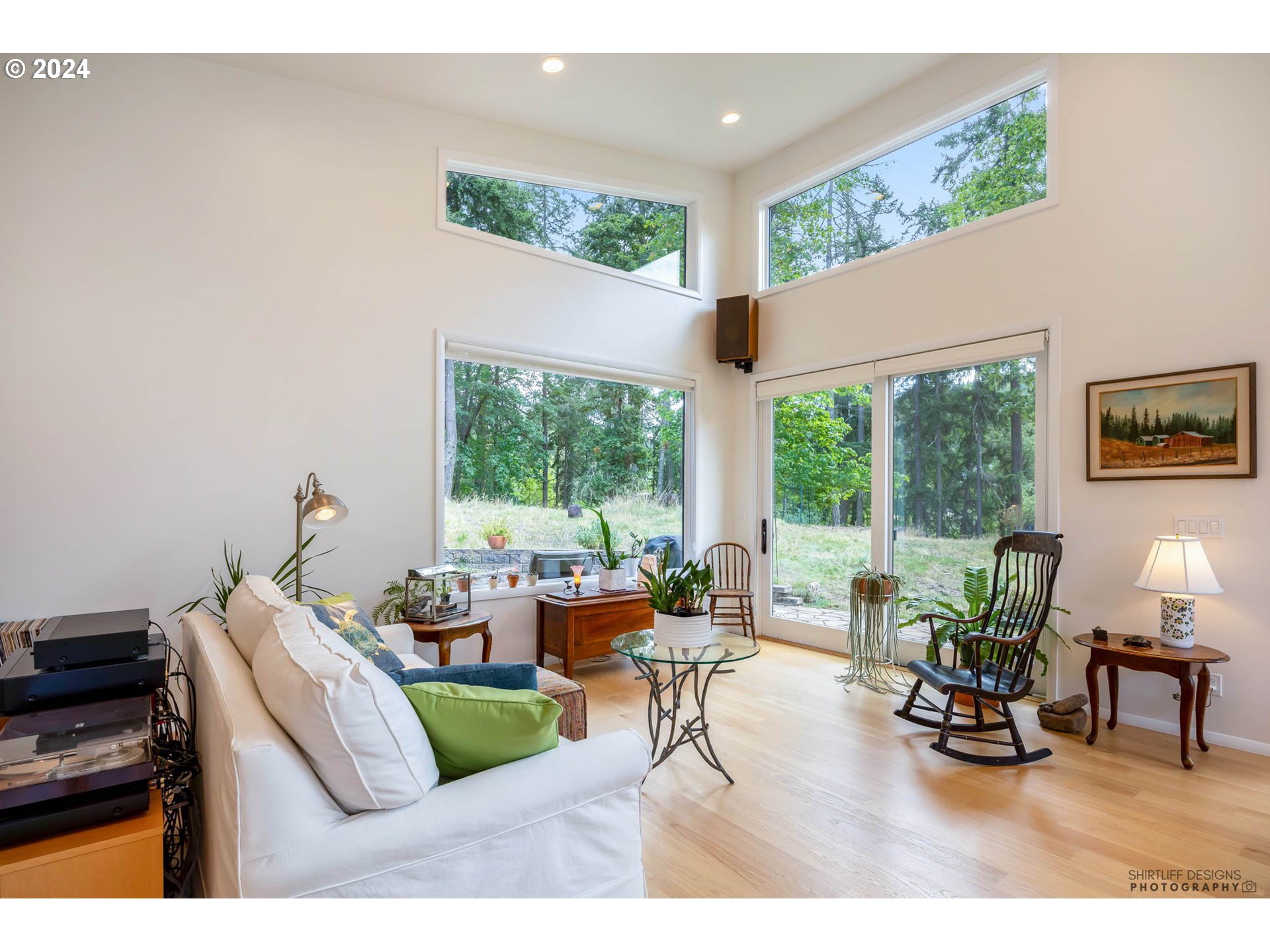 5171 Fox Hollow Road Eugene, OR 97405 - Photo 4 of 21 Gallery Image 4