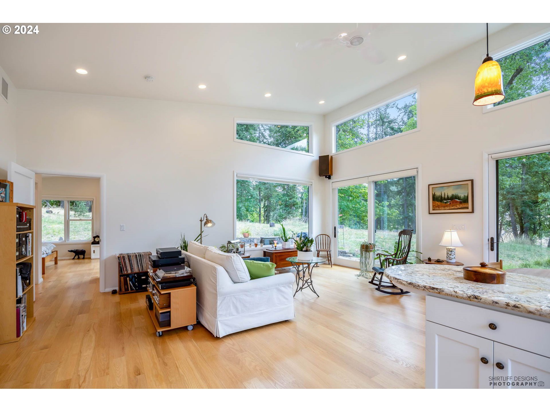 5171 Fox Hollow Road Eugene, OR 97405 - Photo 5 of 21 Gallery Image 5