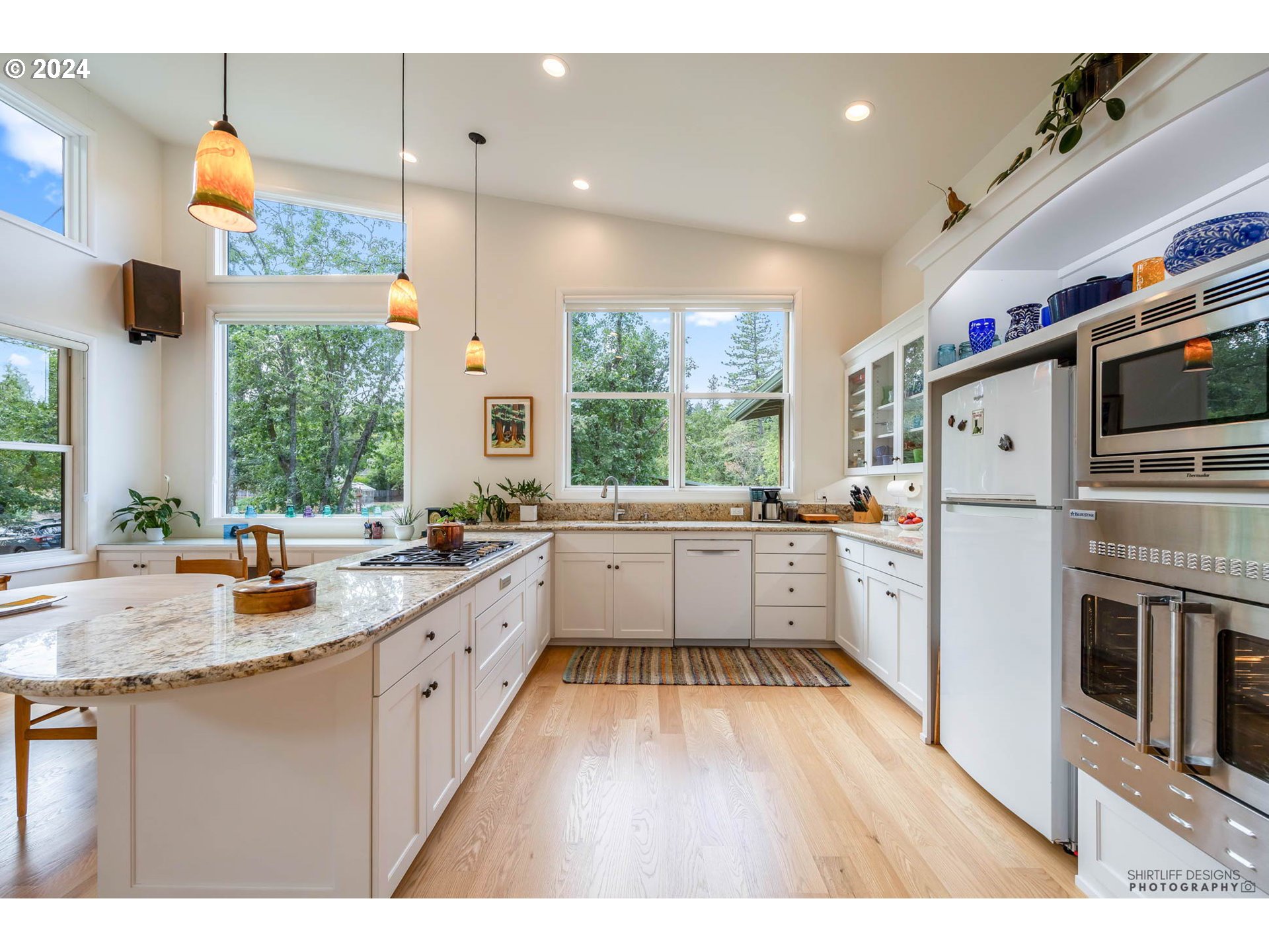 5171 Fox Hollow Road Eugene, OR 97405 - Photo 7 of 21 Gallery Image 7