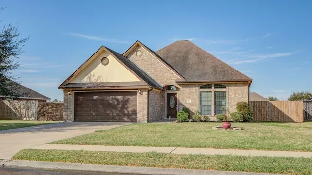 $279,000 | 107 Meadowlark Court, Richwood, TX 77566